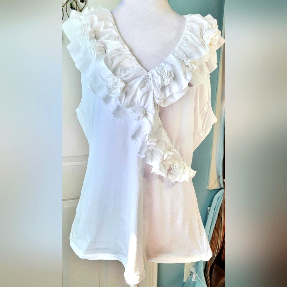 White Ruffled V-Neck Sleeveless Top